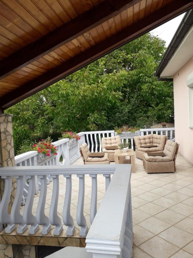 מוסטר Villa Melograno מראה חיצוני תמונה