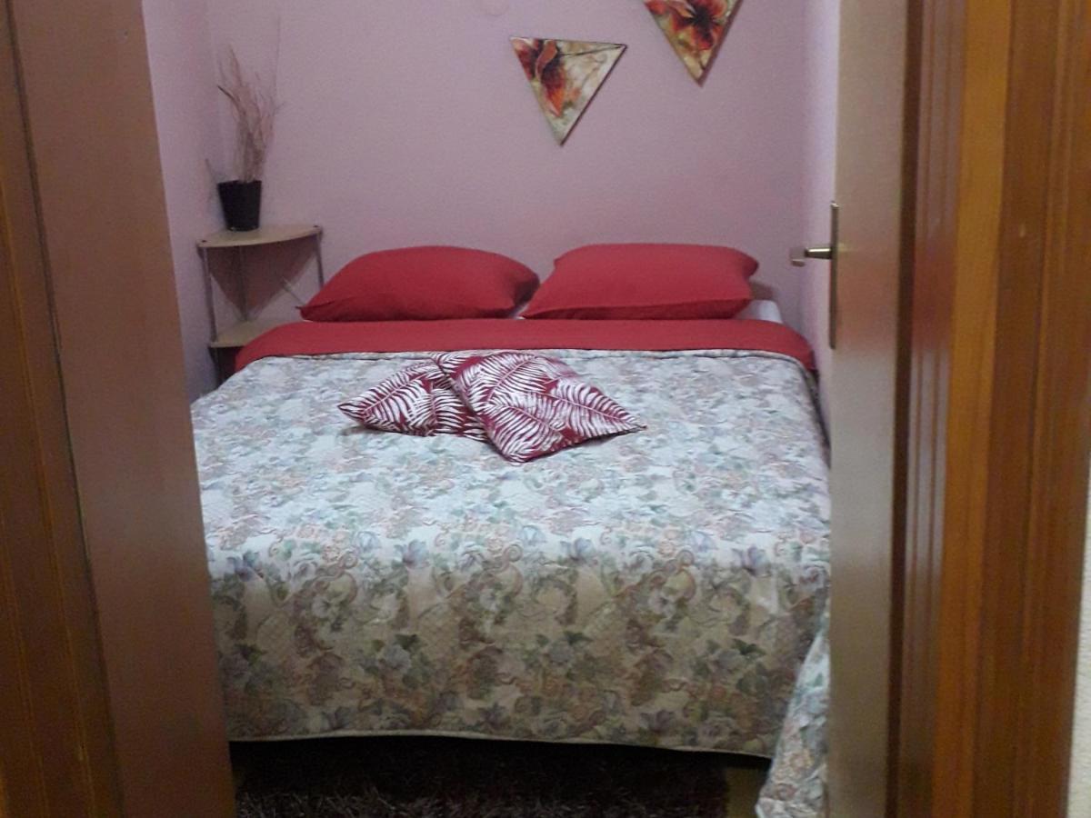 מוסטר Villa Melograno מראה חיצוני תמונה
